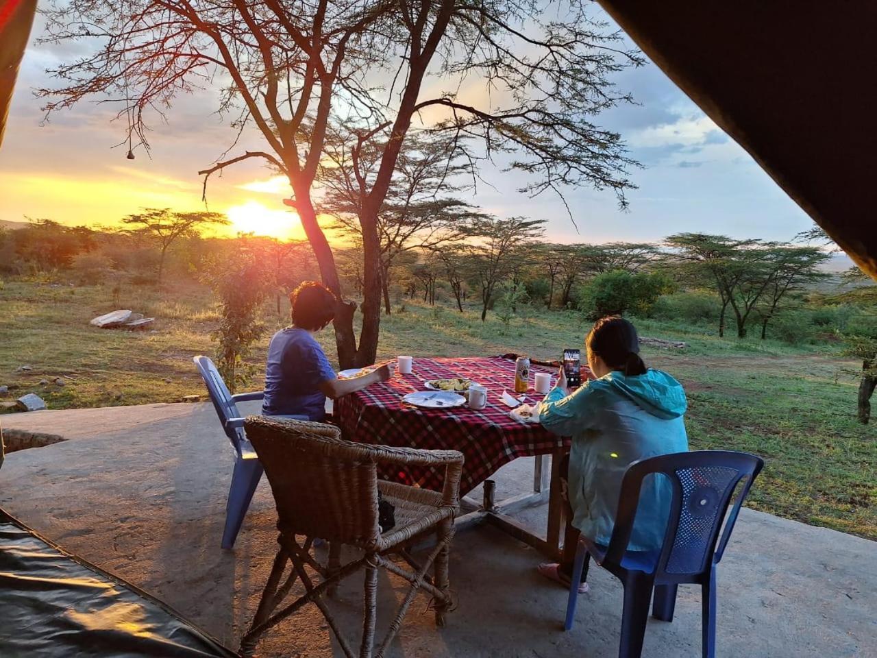 Bed and Breakfast Maasai Mara Safari Camp In Kenya Sekenani Exterior foto